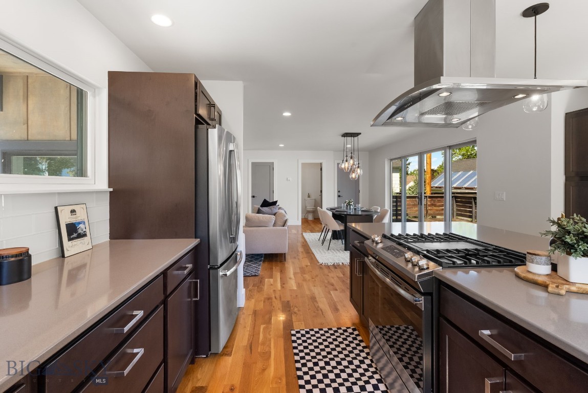 817 W Story Street