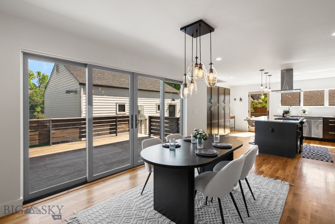 817 W Story Street
