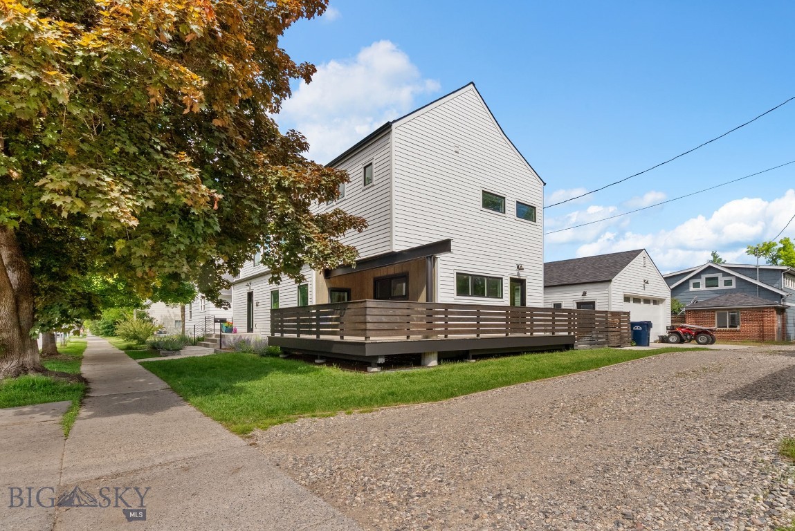 817 W Story Street