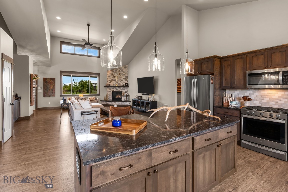 108 Travelers Way