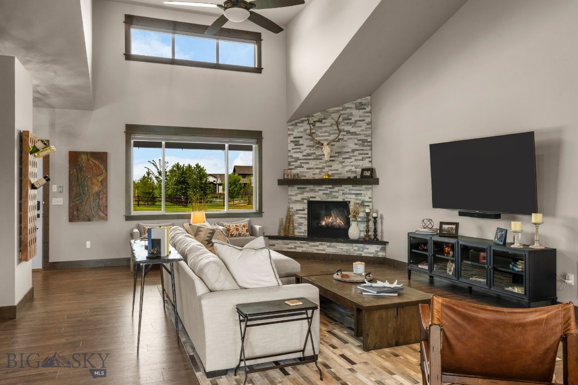 108 Travelers Way
