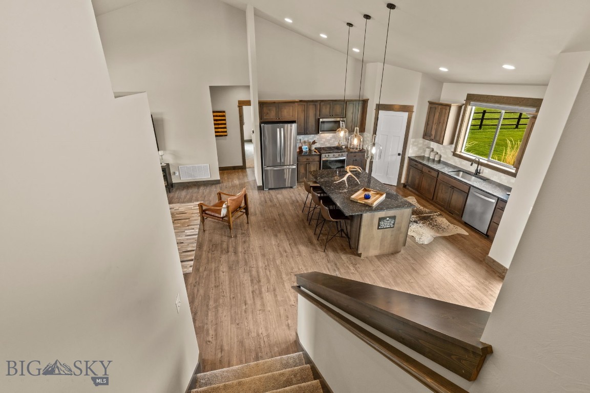 108 Travelers Way