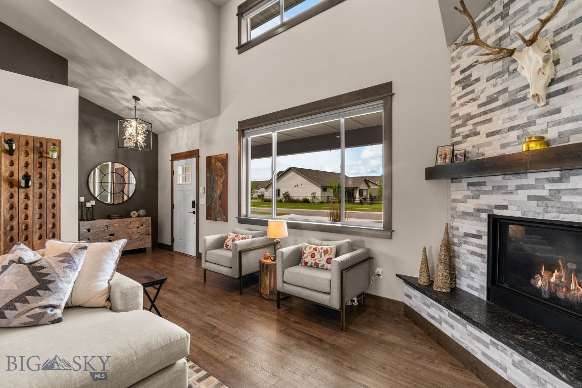 108 Travelers Way