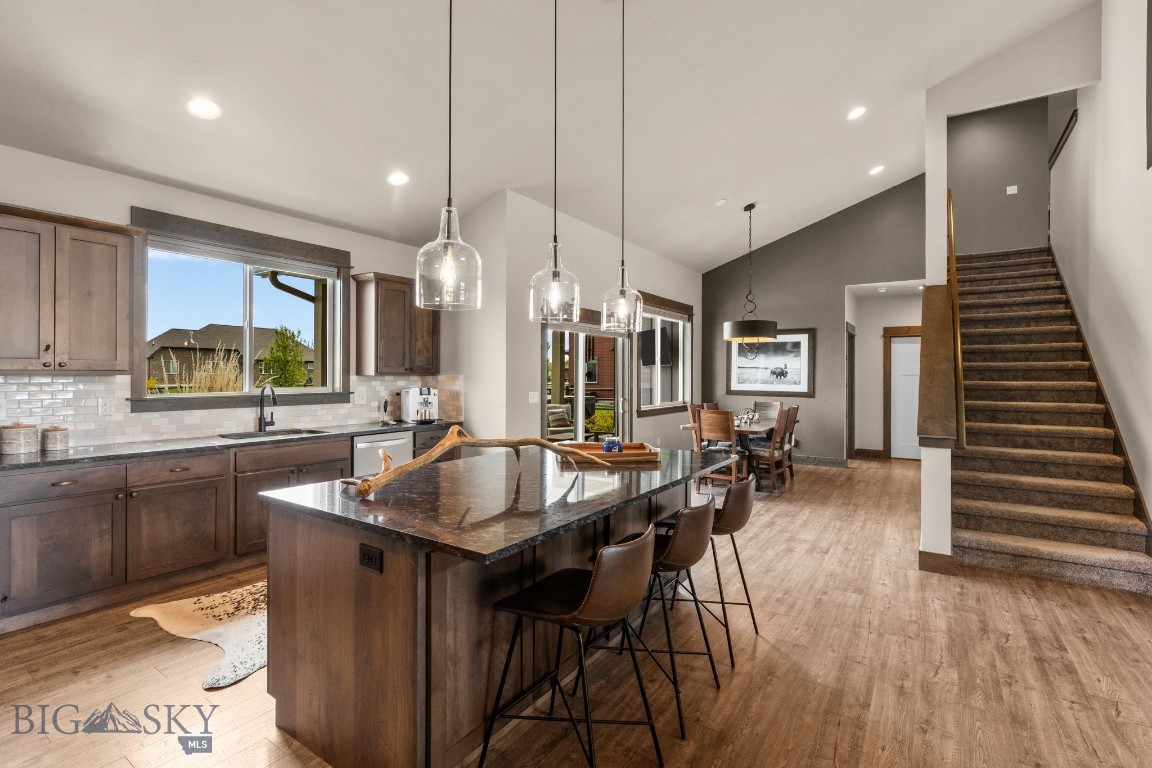 108 Travelers Way