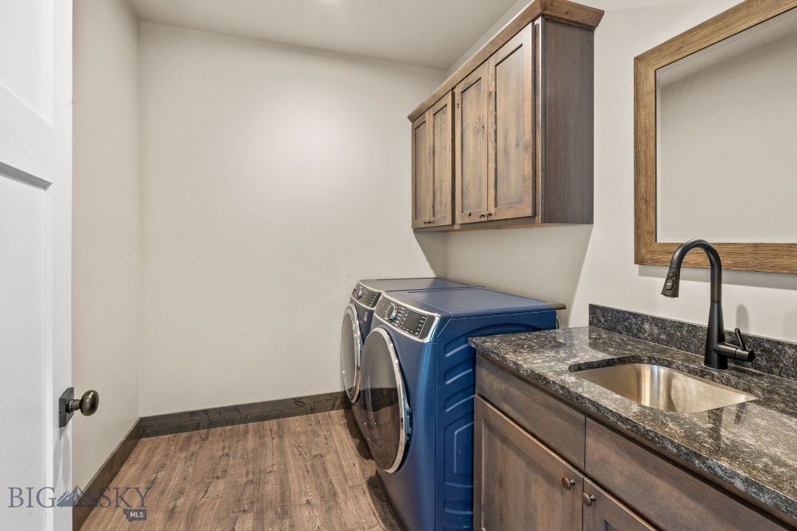 108 Travelers Way