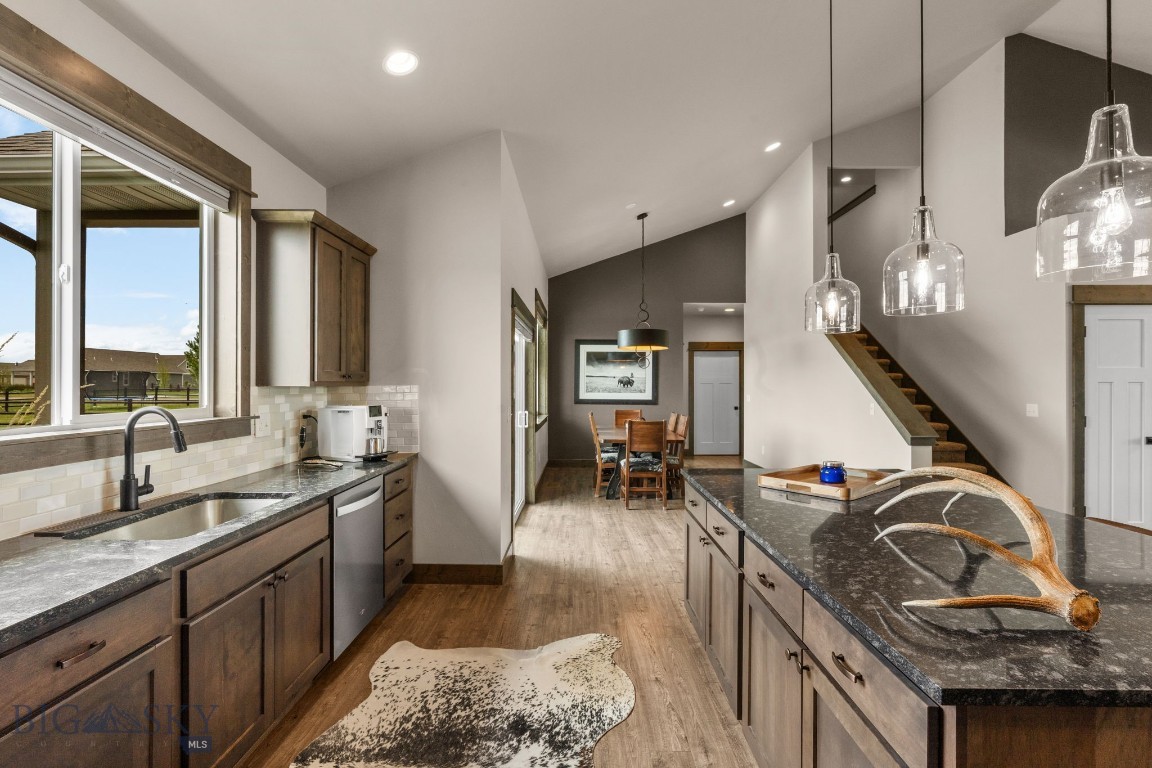 108 Travelers Way
