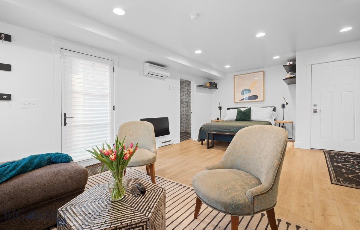 19 E Lamme Street