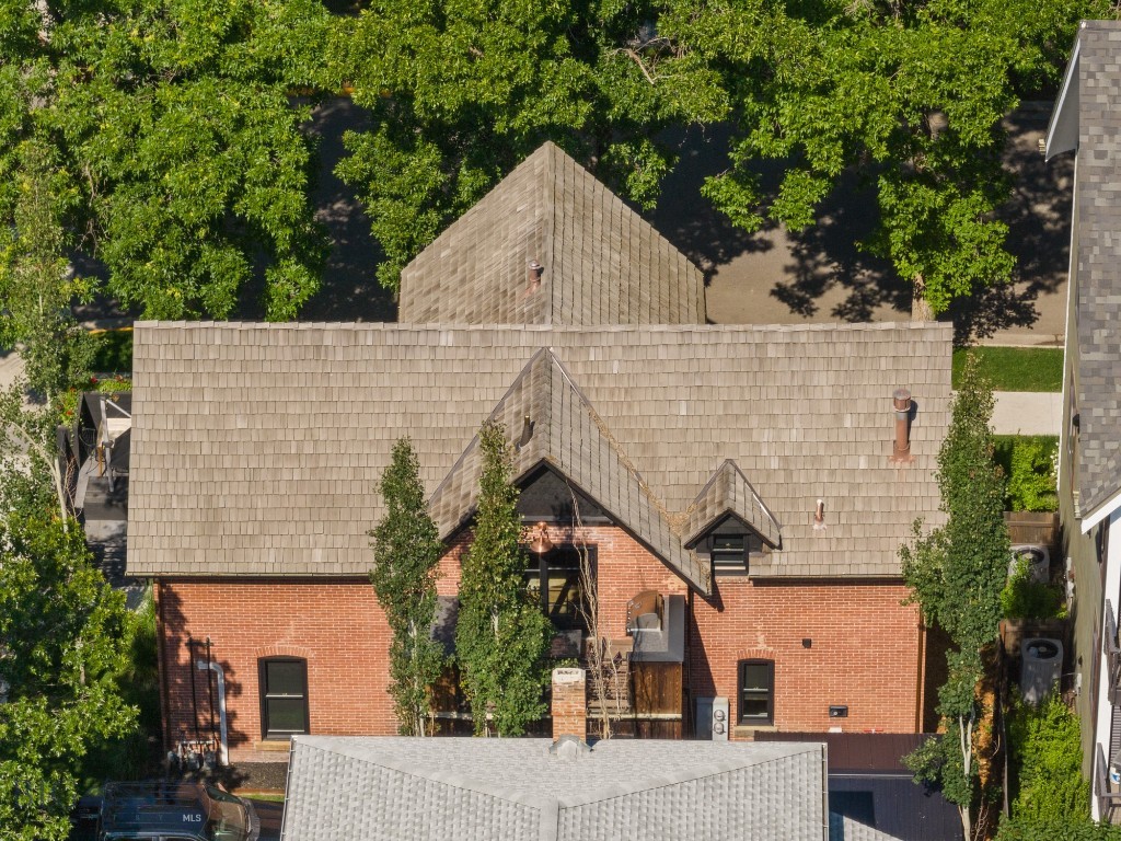 102 N Church Avenue
