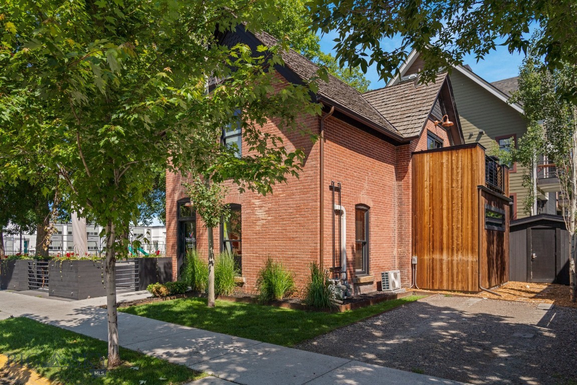102 N Church Avenue