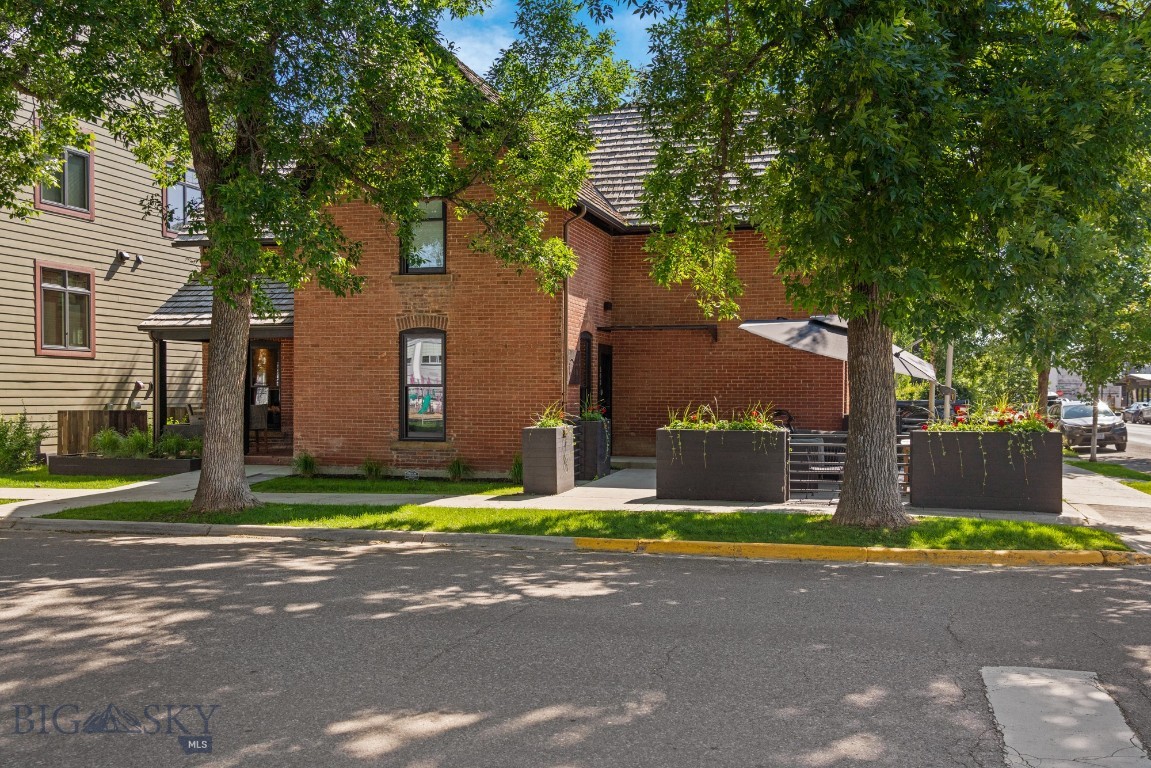 102 N Church Avenue
