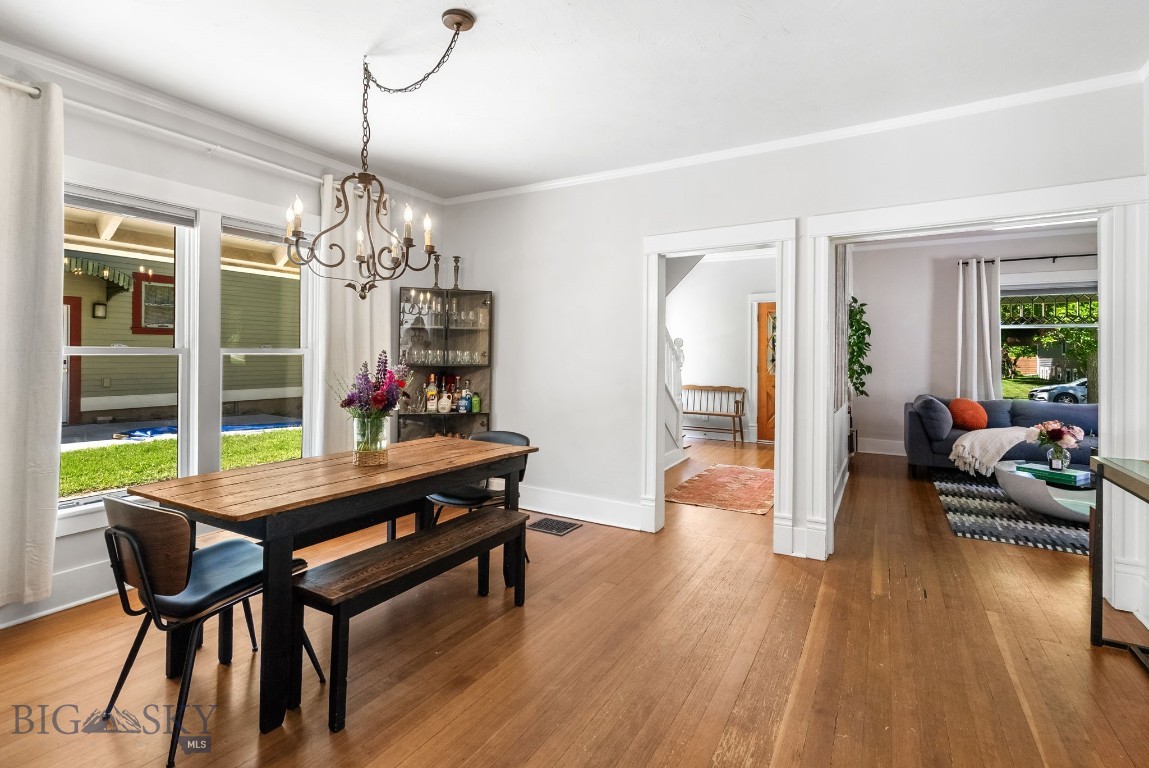206 S 7th Avenue