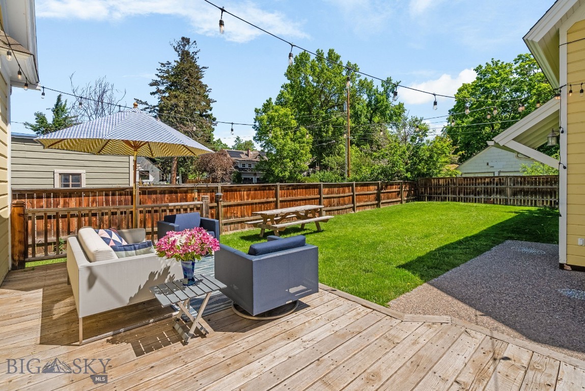 206 S 7th Avenue