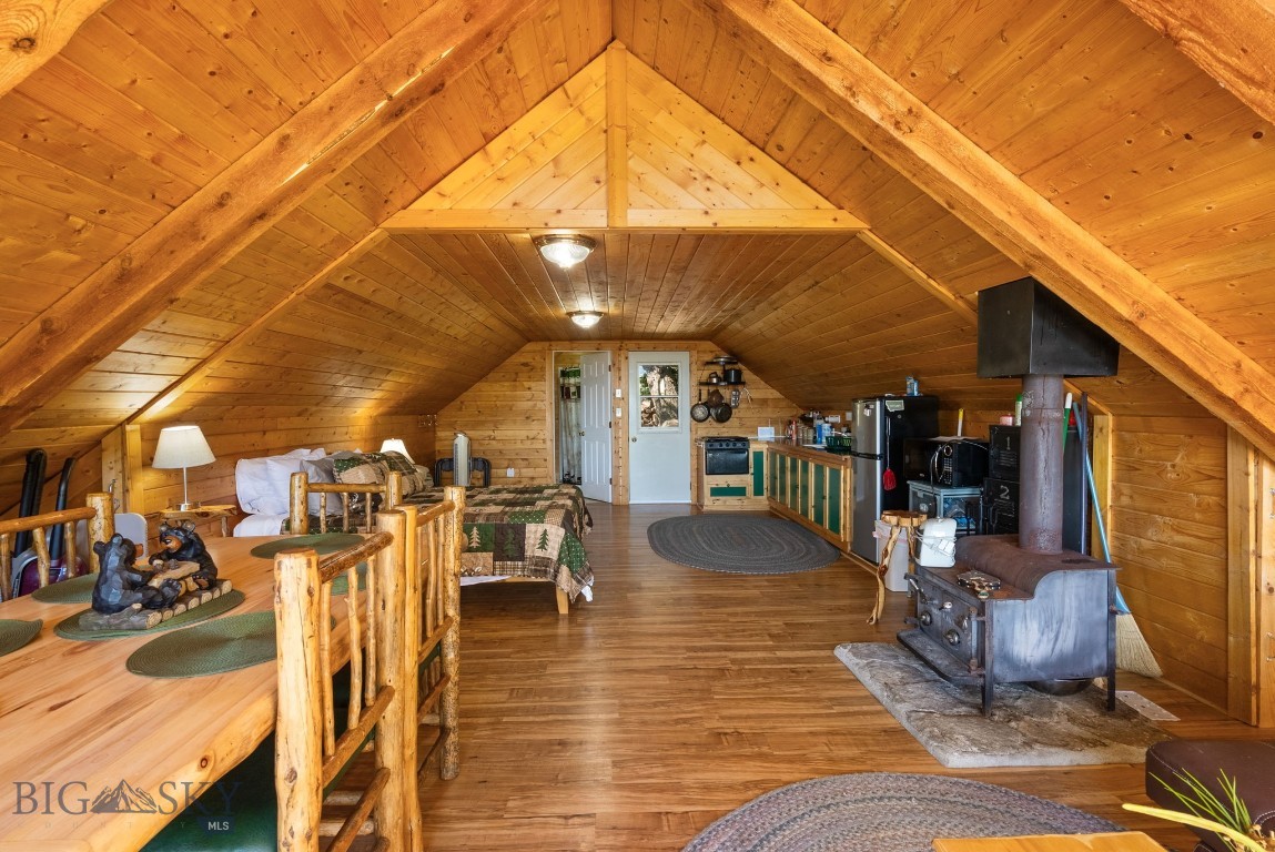 502 Quinn Creek Road