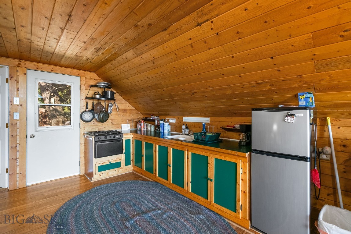 502 Quinn Creek Road