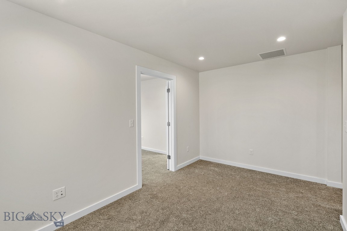 811 Spaniel Lane