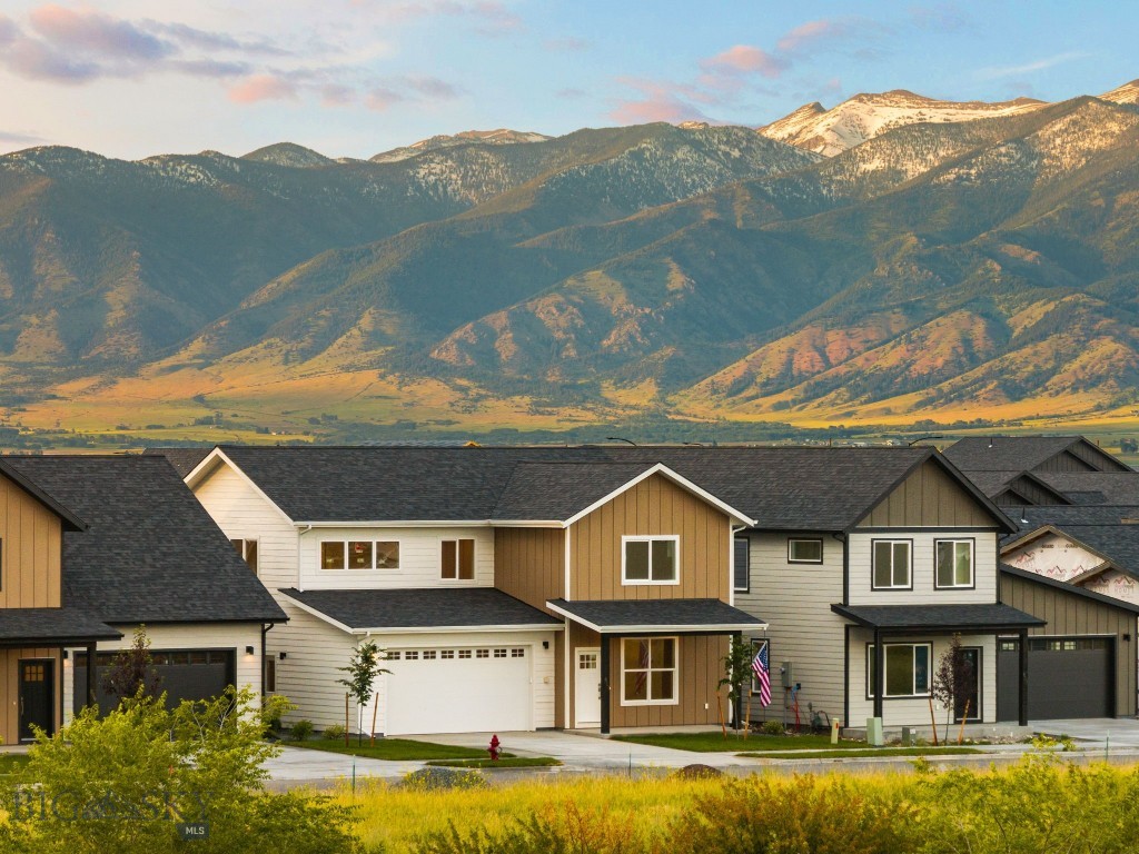 811 Spaniel Lane