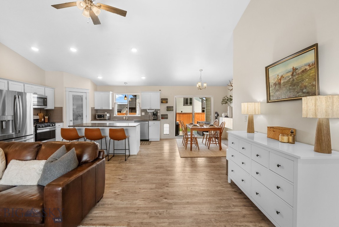 1502 Roundup Boulevard