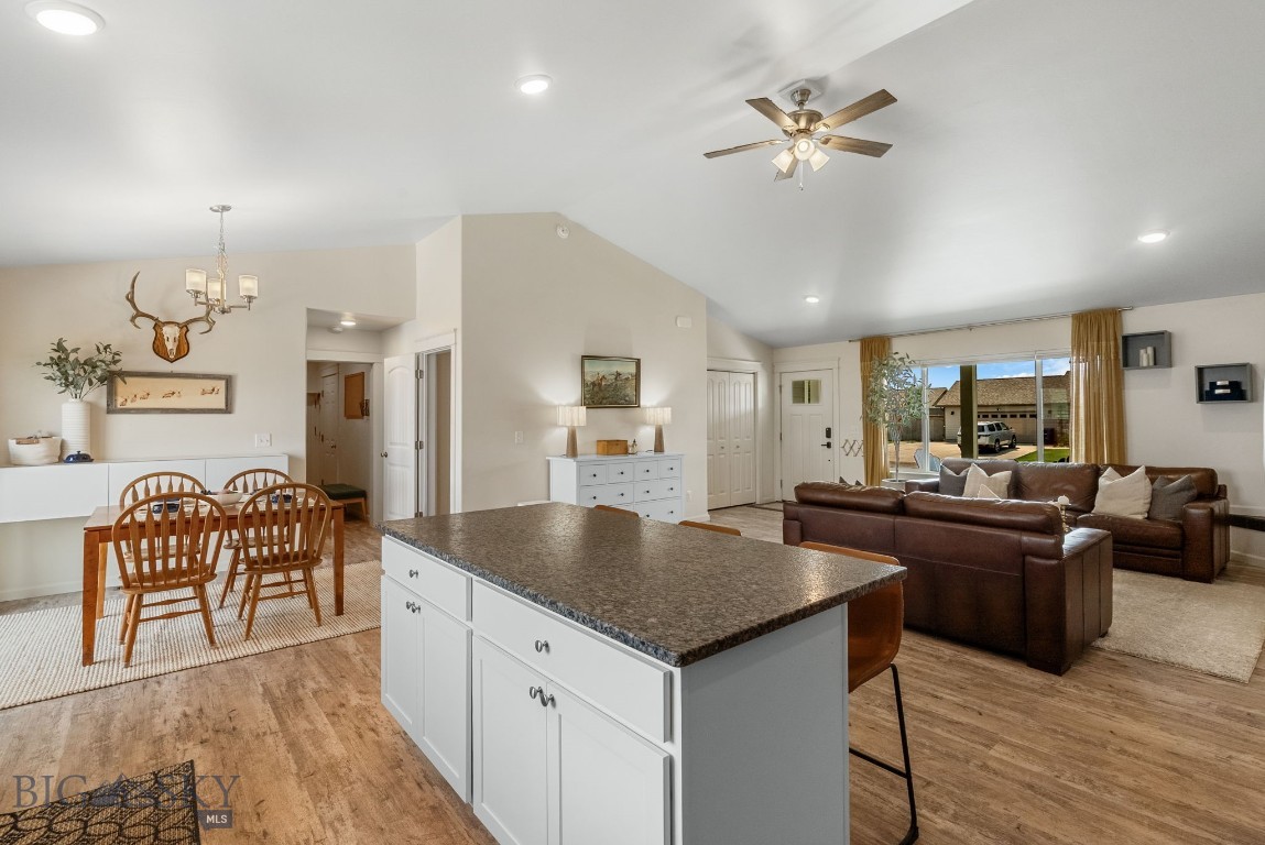 1502 Roundup Boulevard