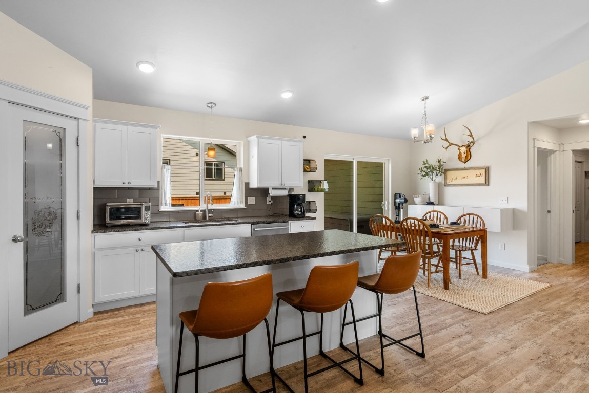 1502 Roundup Boulevard