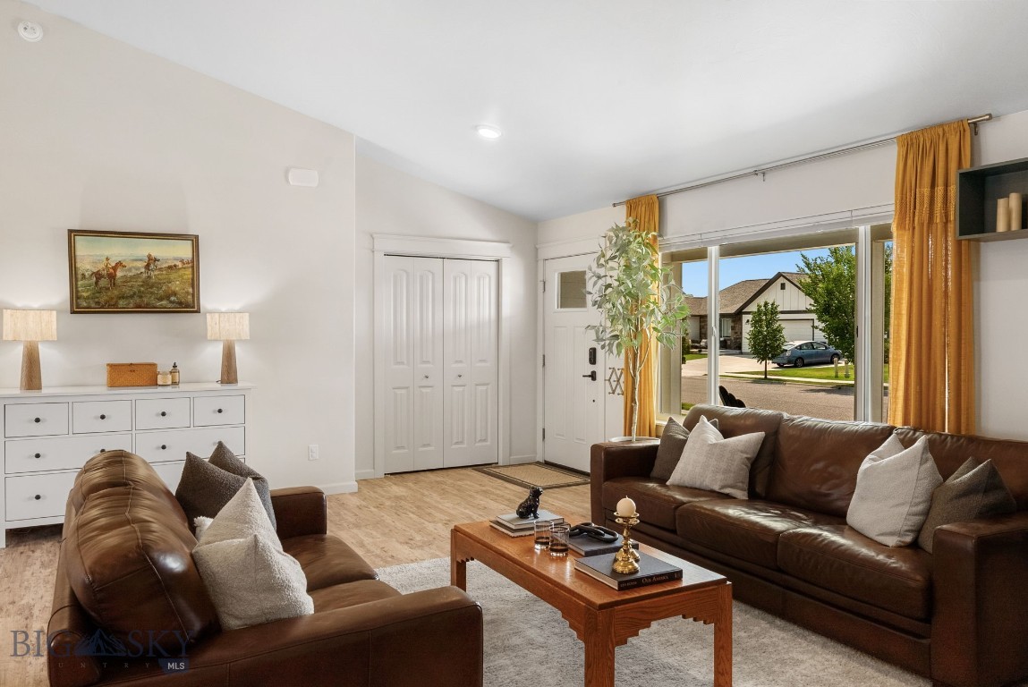 1502 Roundup Boulevard