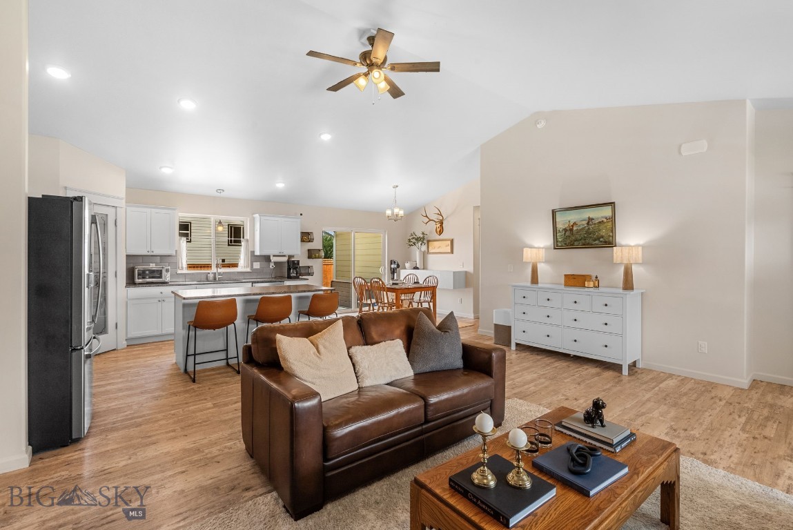 1502 Roundup Boulevard