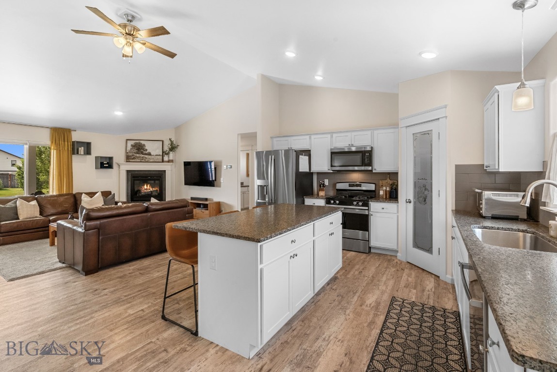 1502 Roundup Boulevard