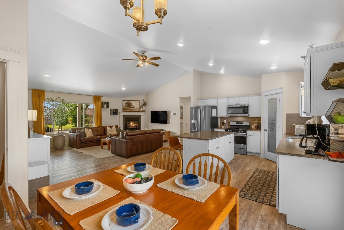 1502 Roundup Boulevard