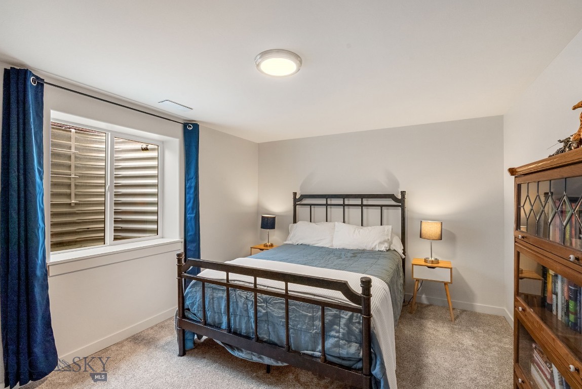 1502 Roundup Boulevard