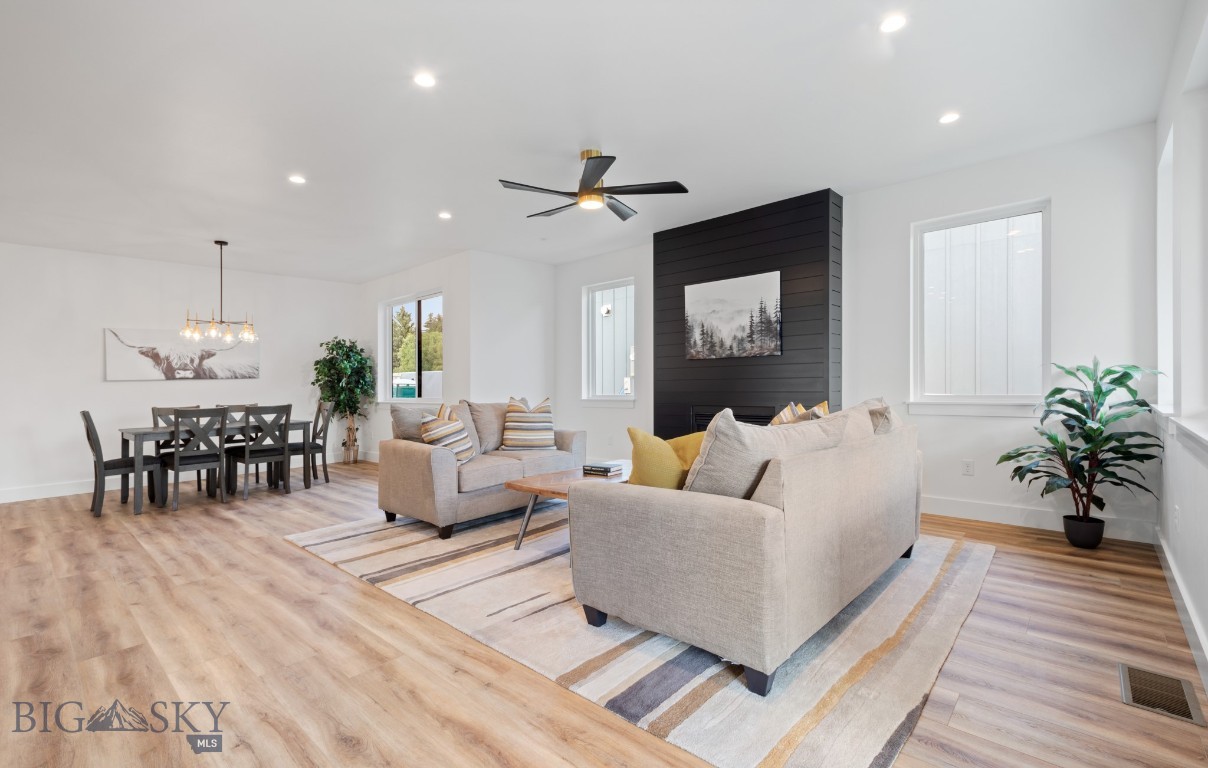 25 Delano Drive