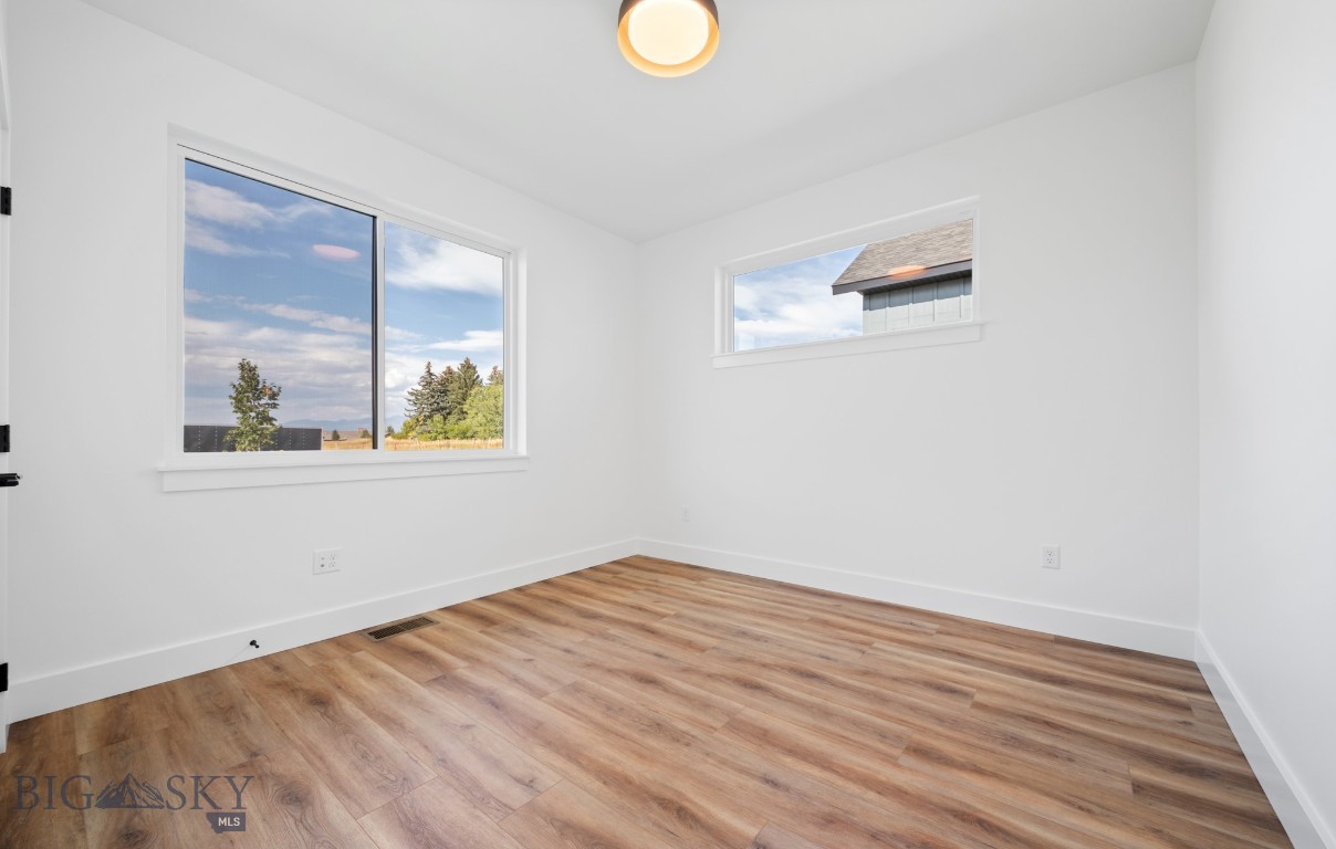 25 Delano Drive