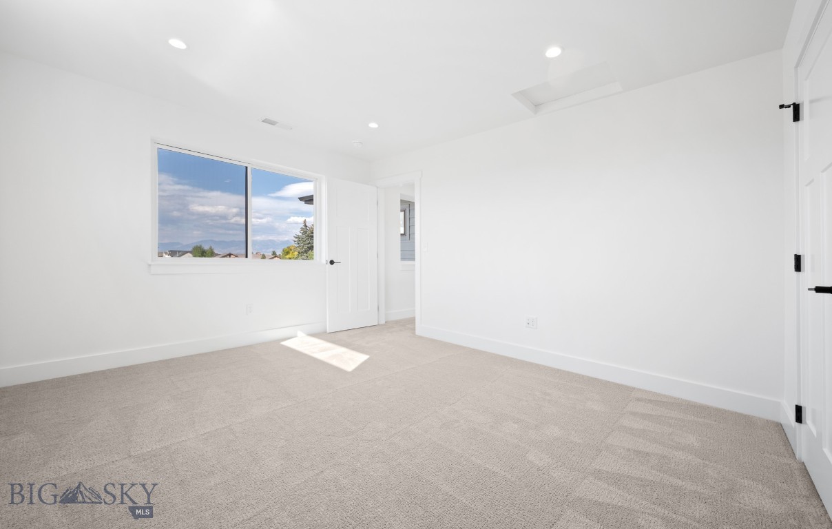25 Delano Drive