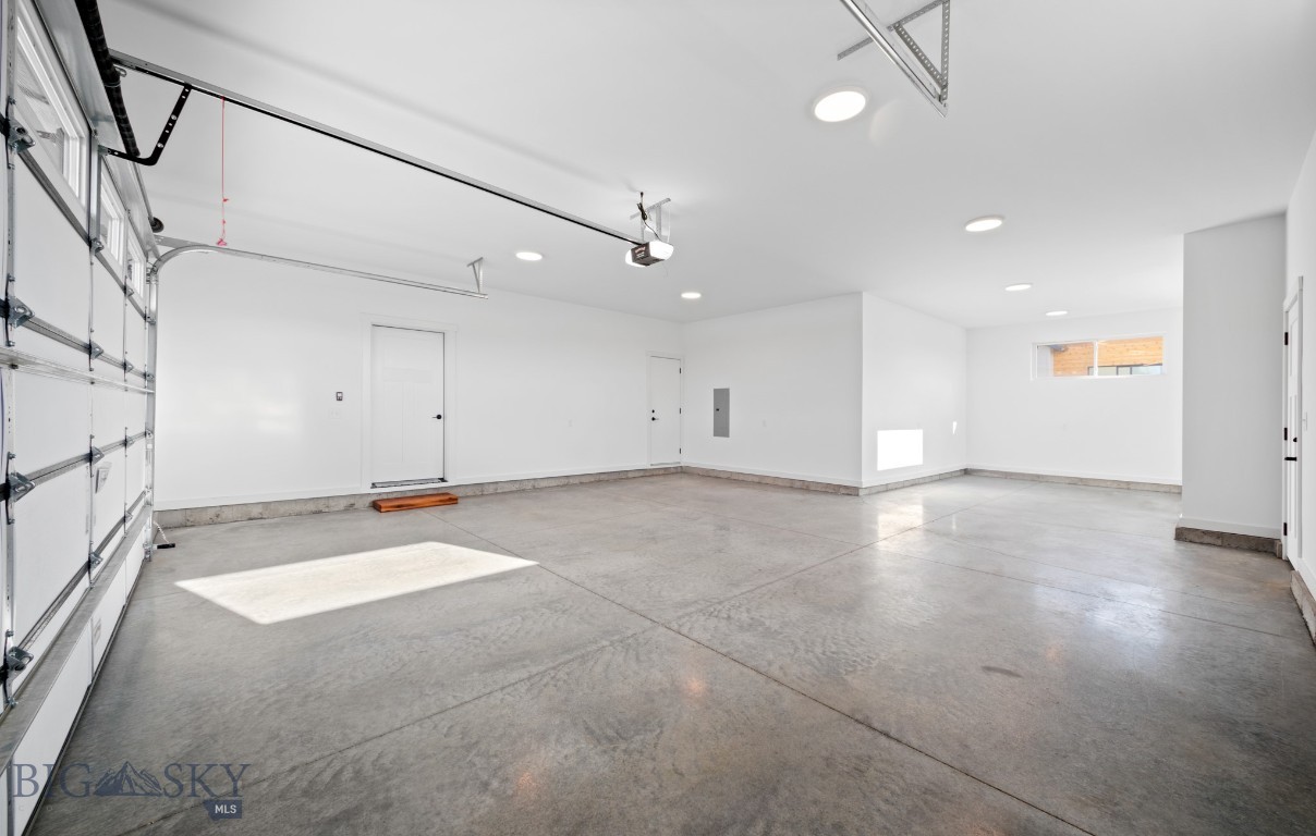 25 Delano Drive