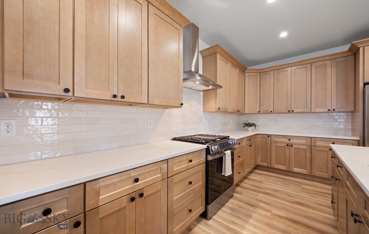 25 Delano Drive