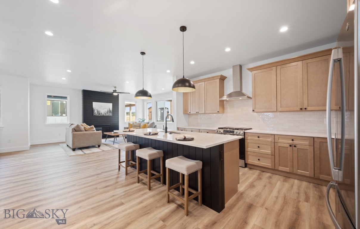 25 Delano Drive