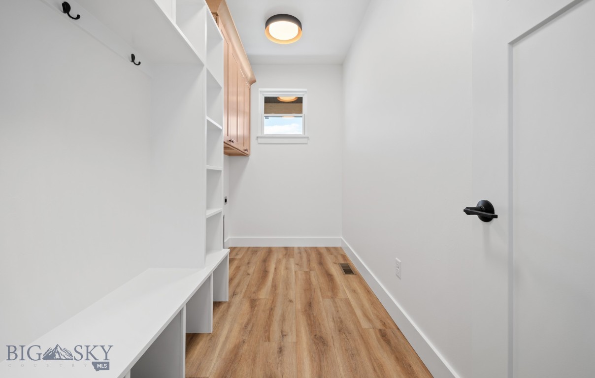 25 Delano Drive