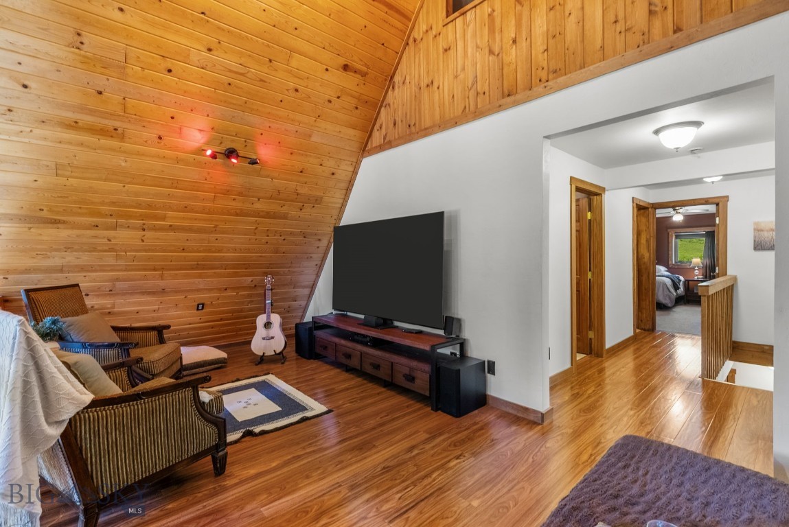 3395 Trail Creek Road