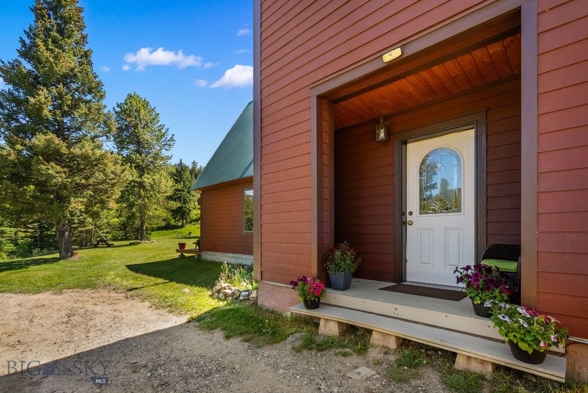3395 Trail Creek Road
