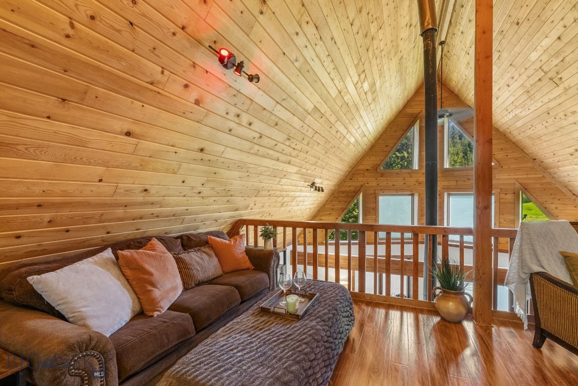 3395 Trail Creek Road