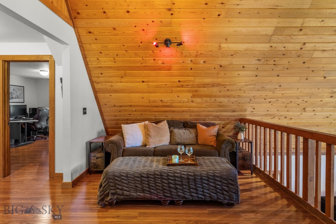 3395 Trail Creek Road
