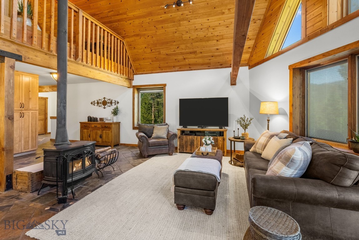 3395 Trail Creek Road