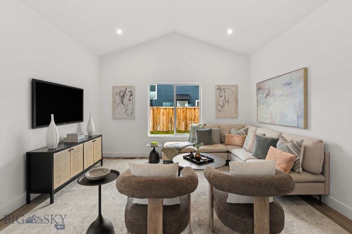 721 Spaniel Lane