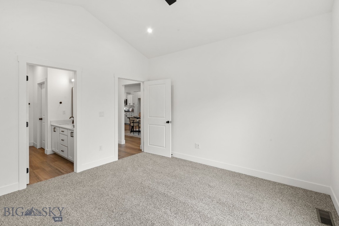 721 Spaniel Lane