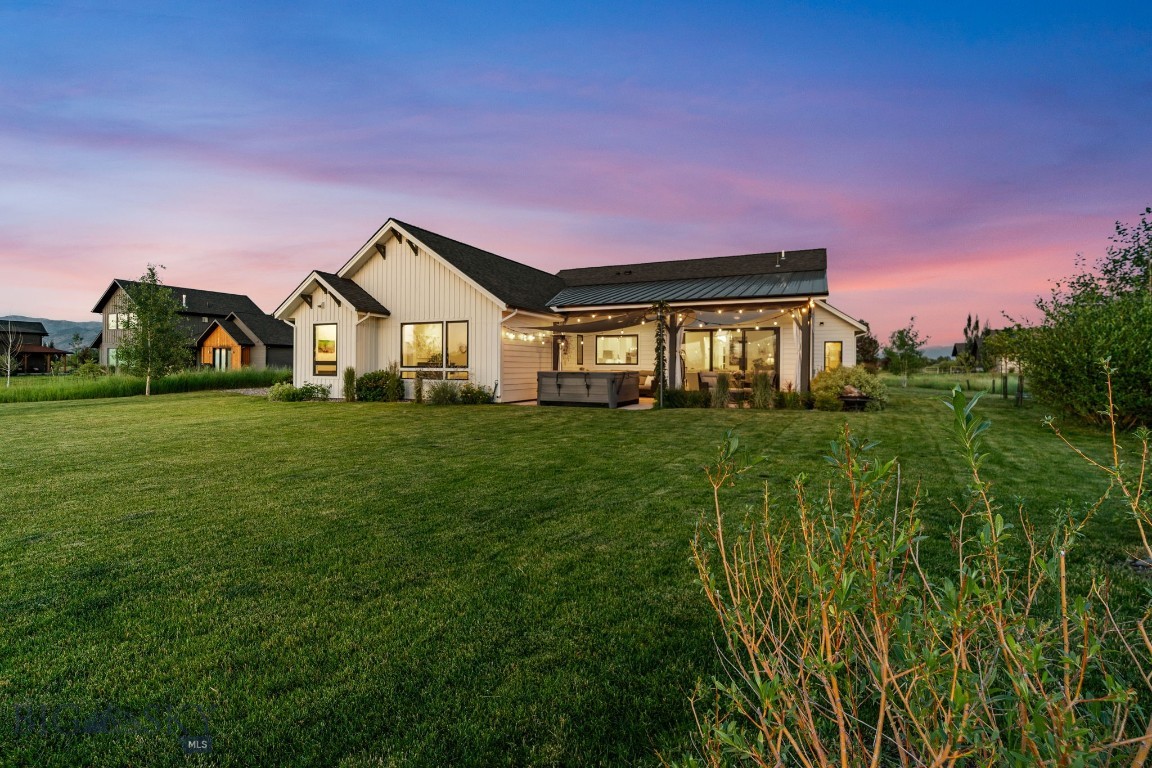 225 Riparian Way
