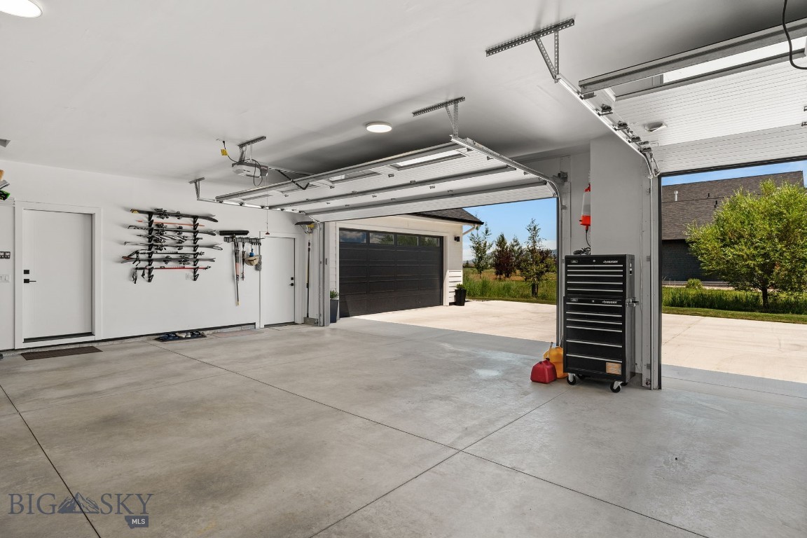 225 Riparian Way