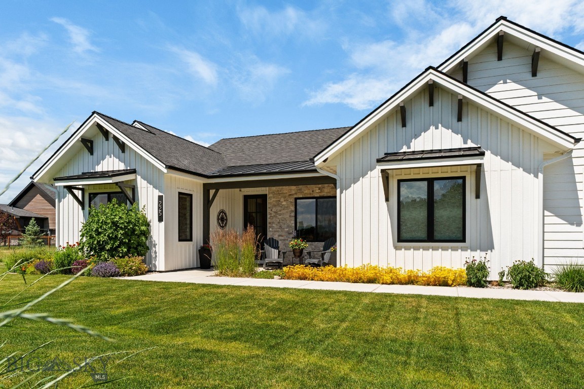 225 Riparian Way