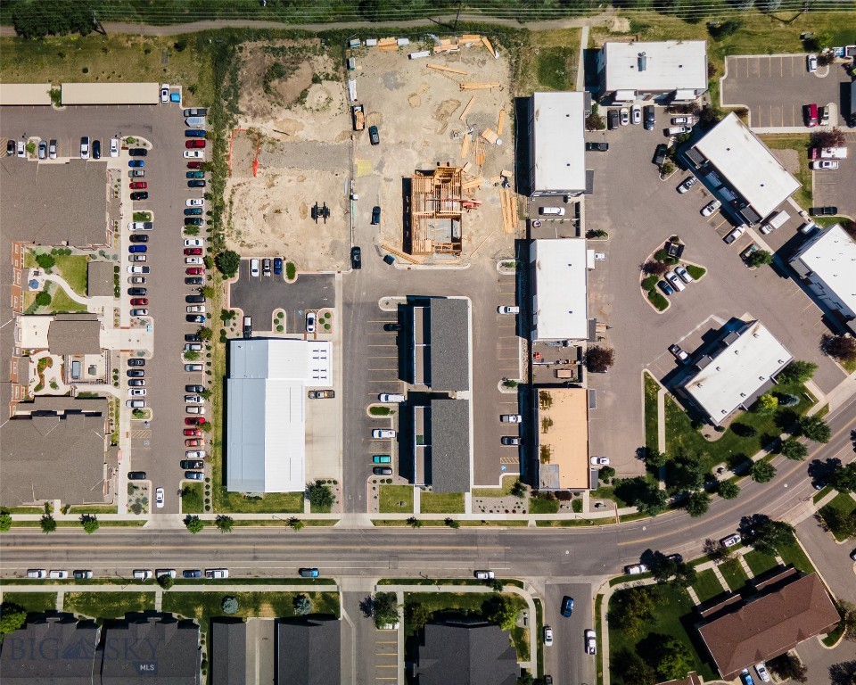 3000, 3002, 3006, & 2008 N 27th Avenue