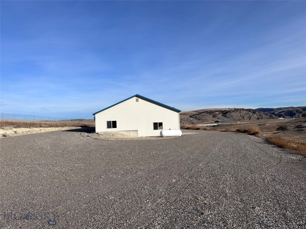 300 Buffalo Jump Road