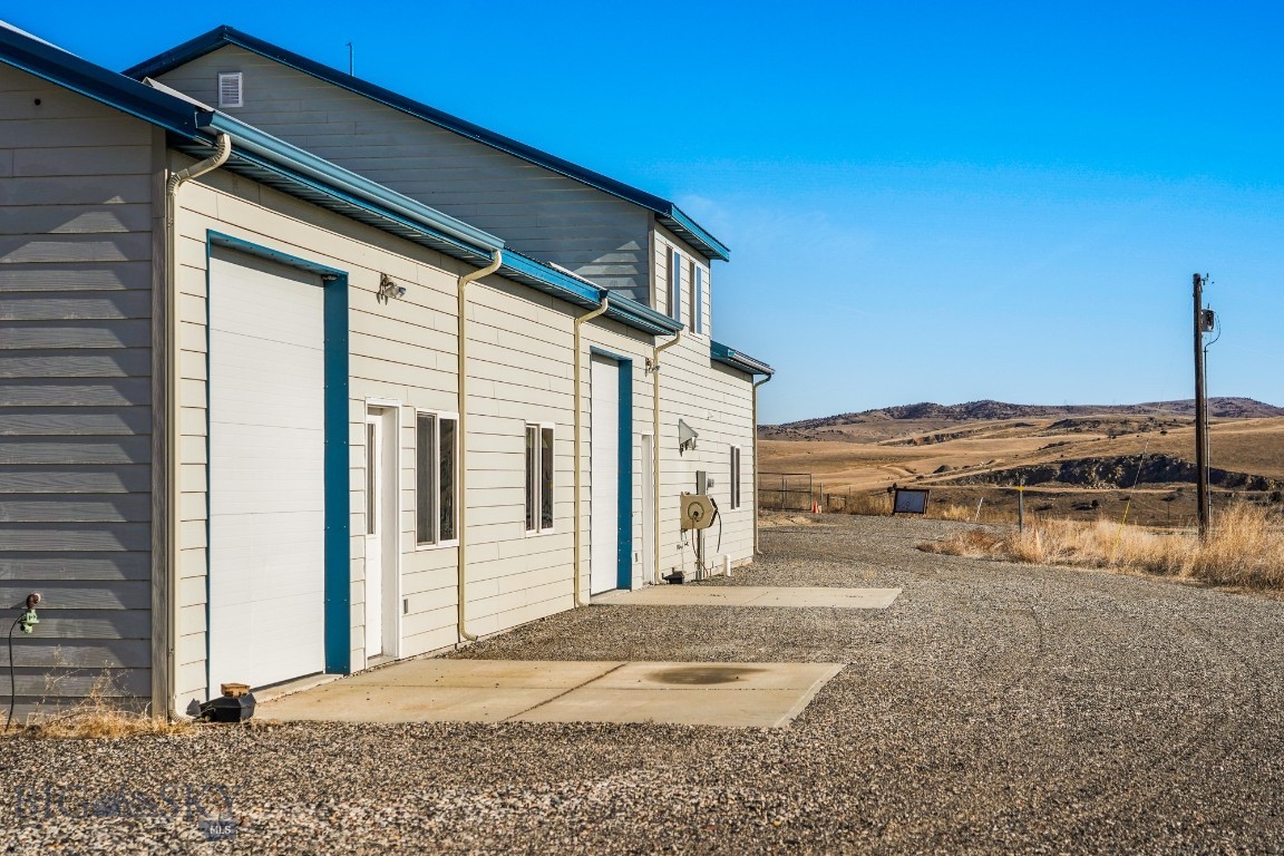 300 Buffalo Jump Road