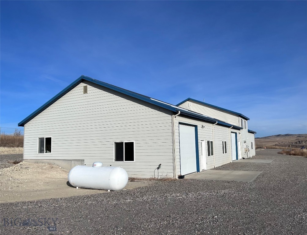 300 Buffalo Jump Road