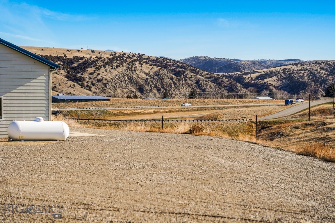 300 Buffalo Jump Road